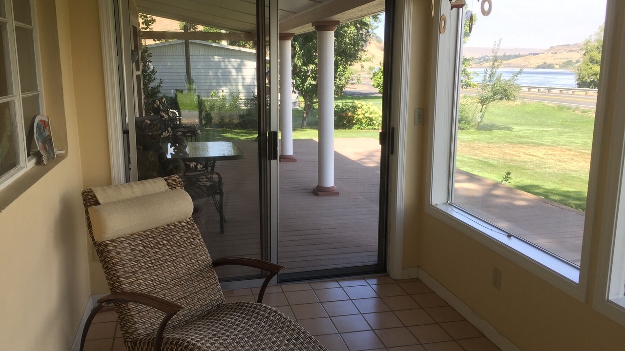 Photo of Others in Clarkston Heights-Vineland