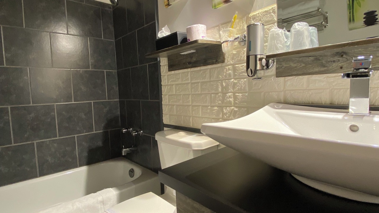 Photo of Bathroom in St-Raphael-de-Bellechasse