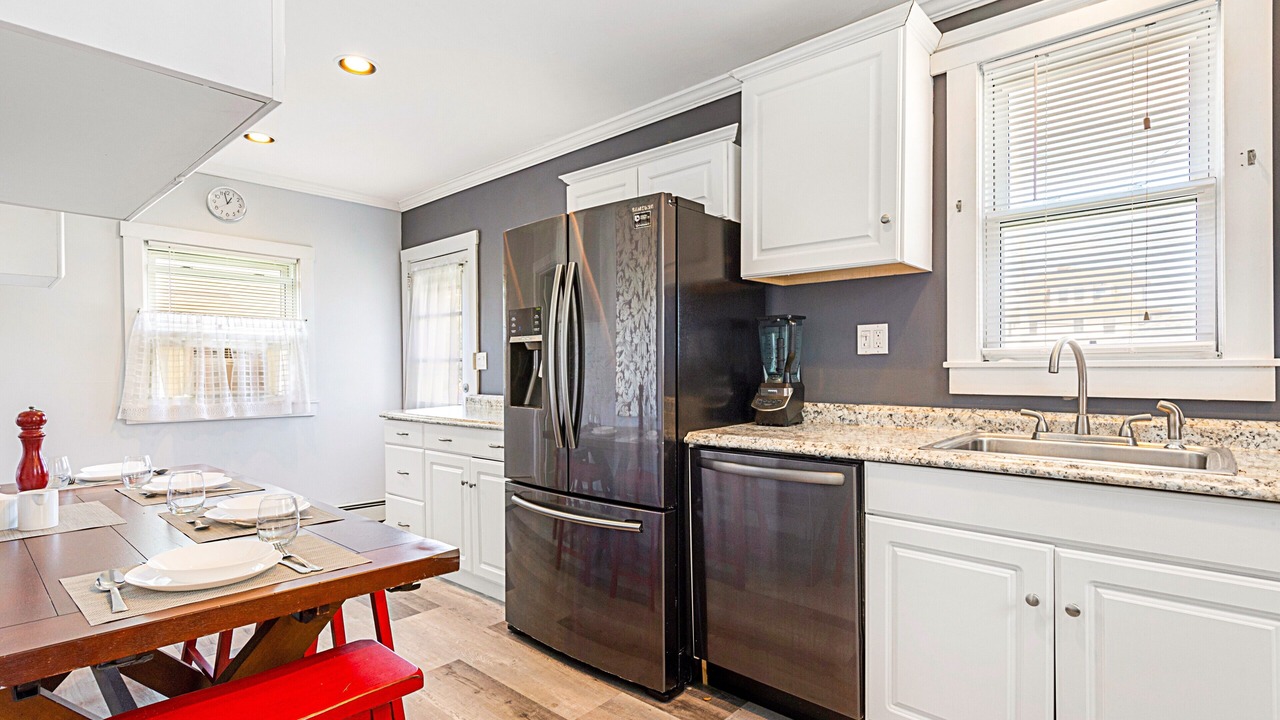 Photo of Kitchen in Avon by the Sea