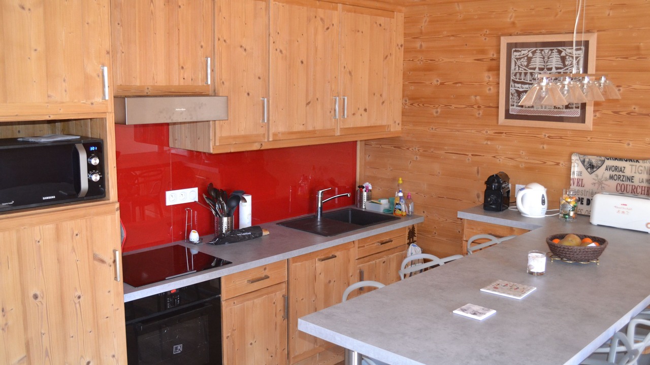 Photo of Kitchen in Huez-en-Oisans