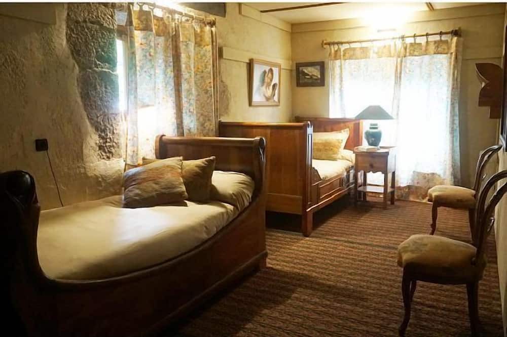 Photo of Bedroom in Larraun