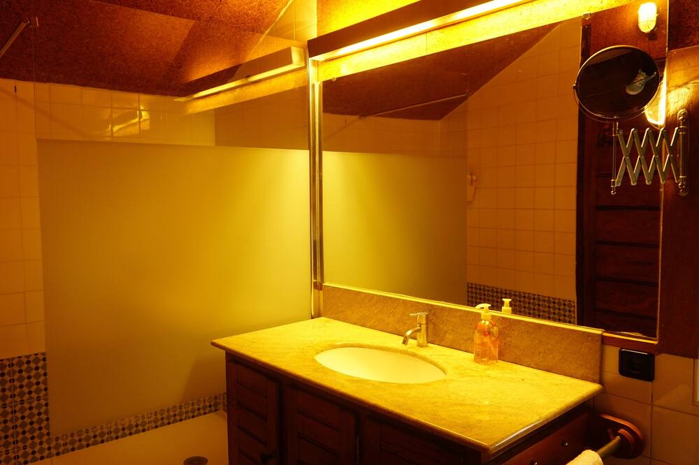 Photo of Bathroom in Larraun