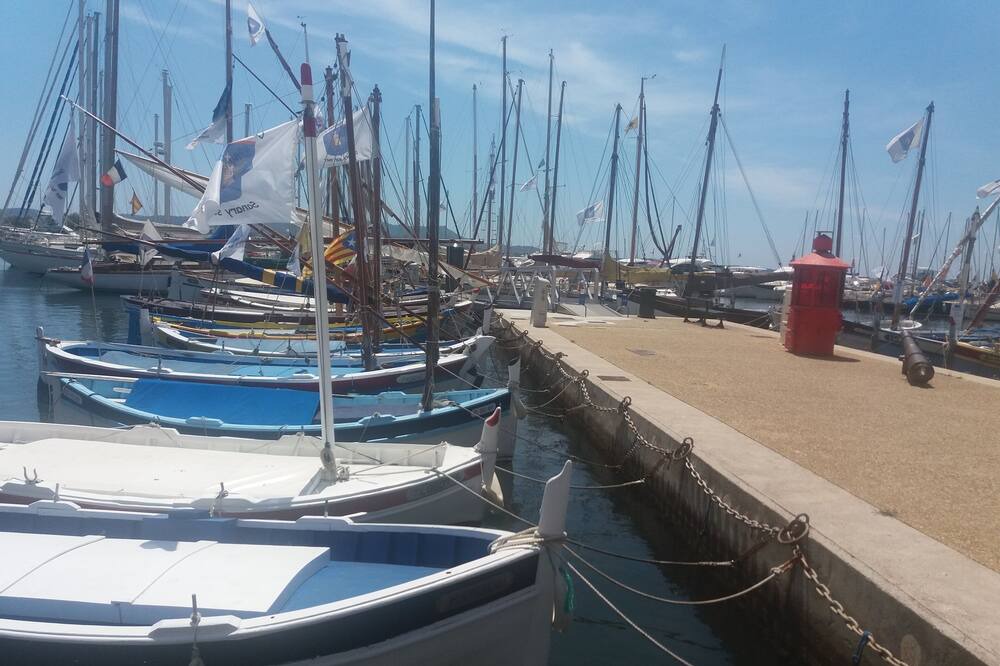 Photo of Others in Sanary-sur-Mer