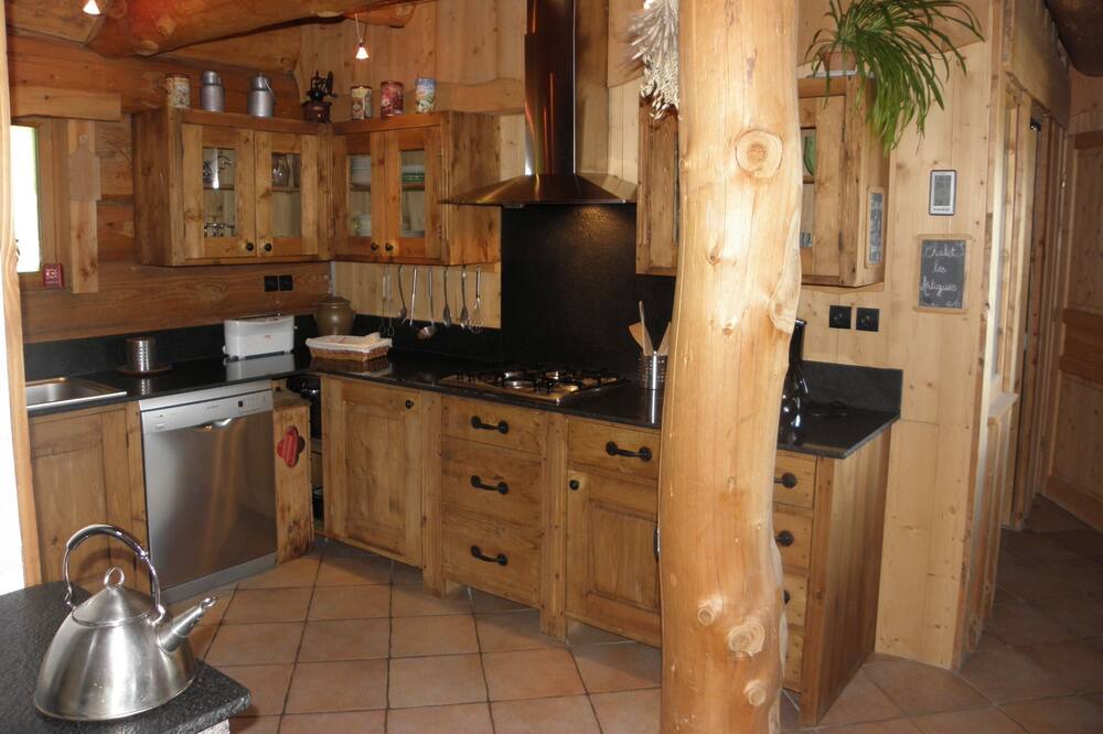 Photo of Kitchen in Superbolquere