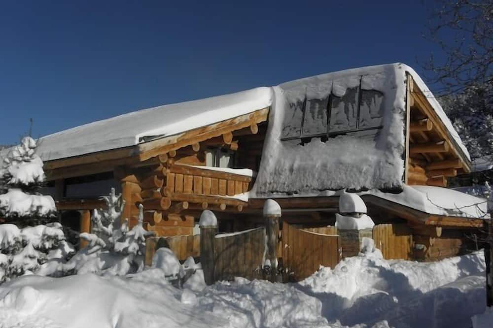 Photo of Outdoor in Superbolquere