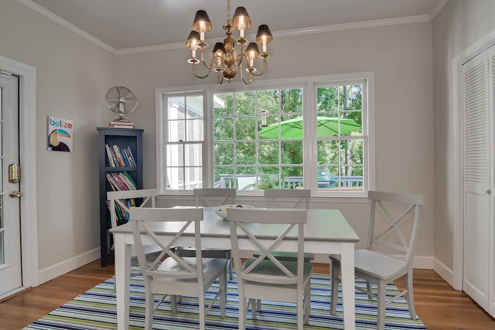 Photo of Kitchen in Forest Hills