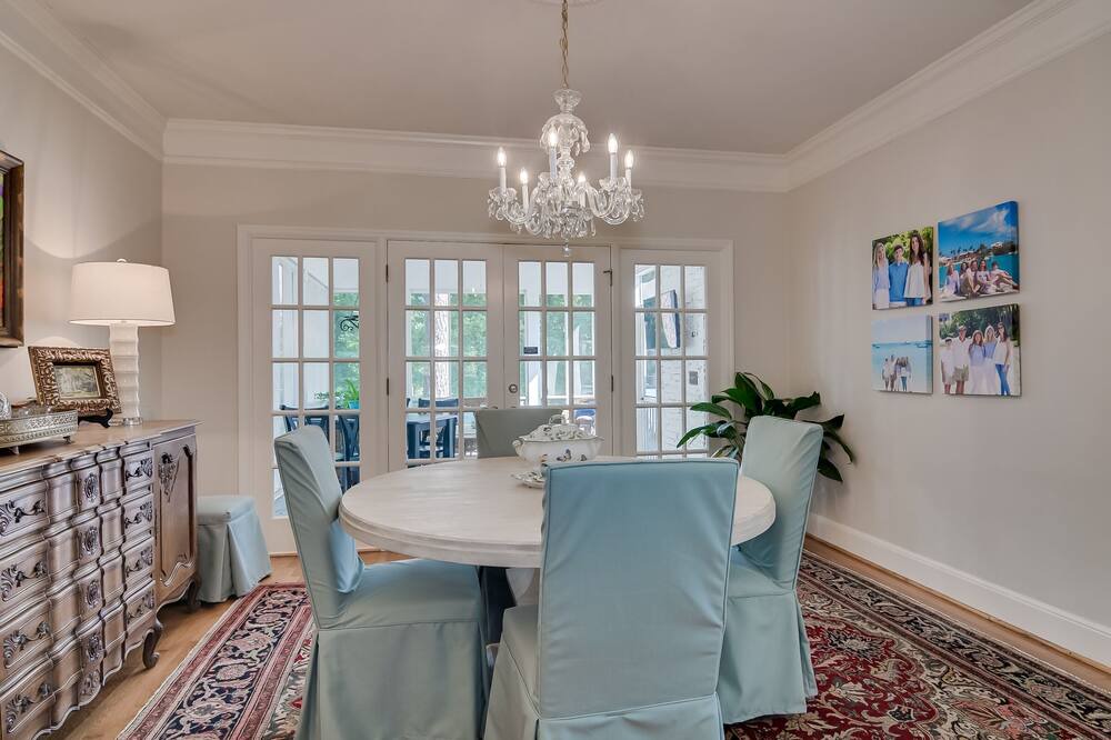 Photo of Kitchen in Forest Hills