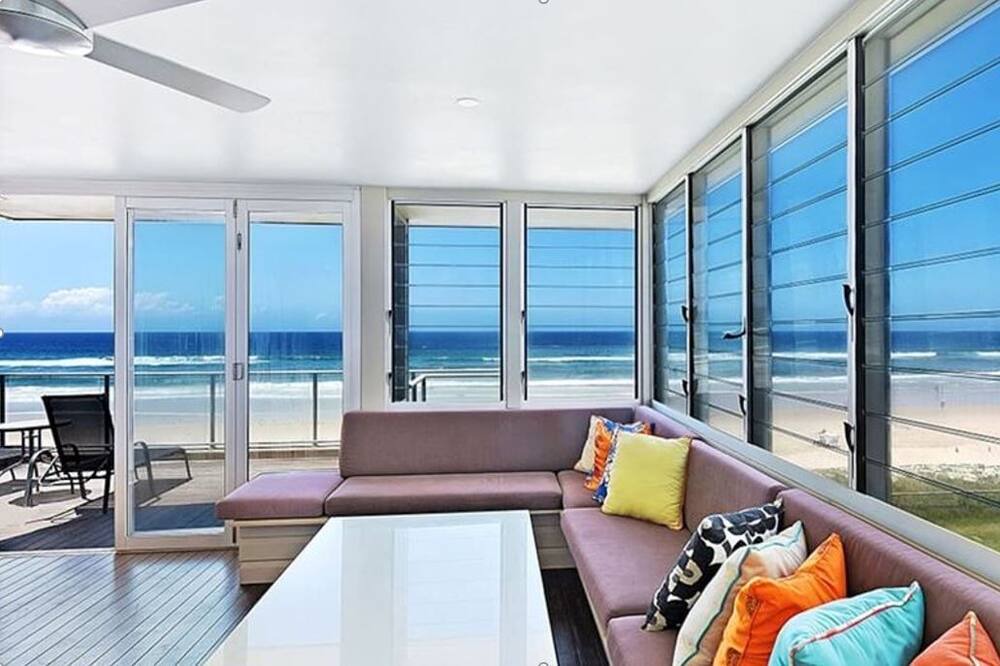 Photo of Others in Main Beach