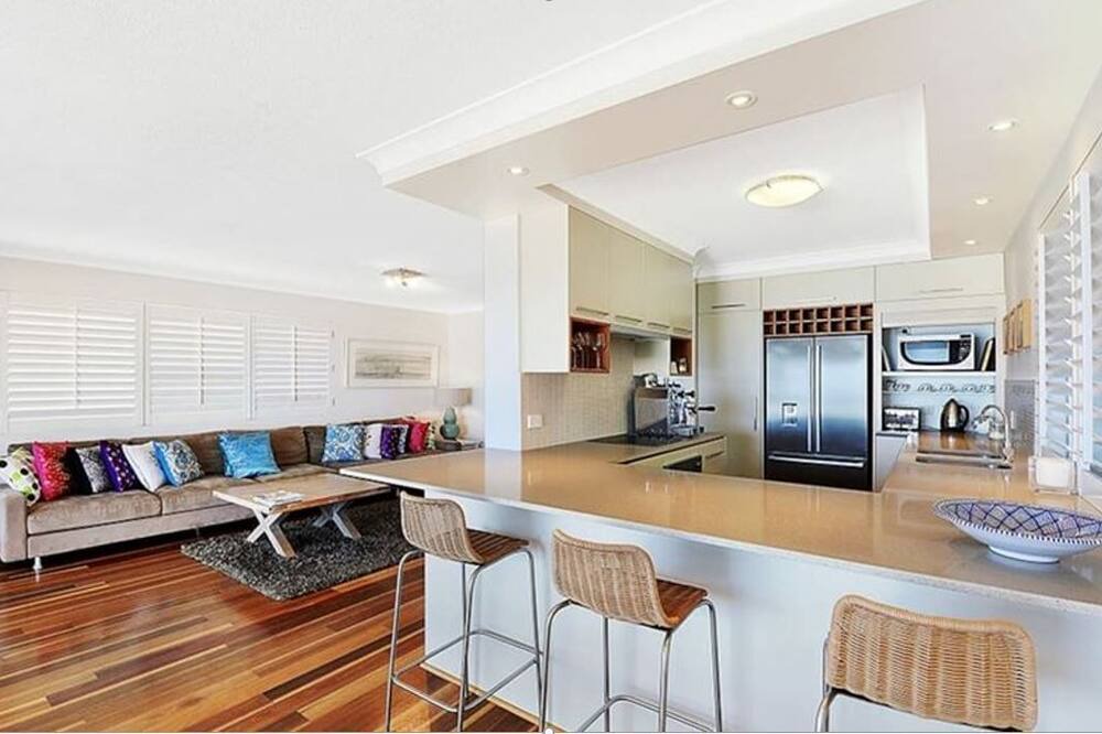 Photo of Others in Main Beach