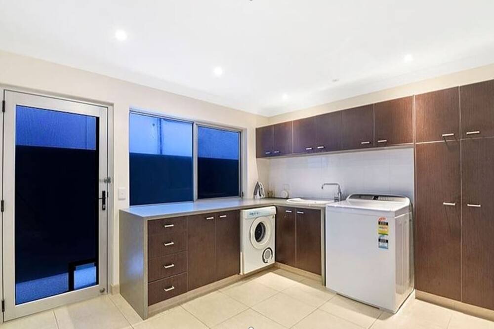 Photo of Others in Main Beach