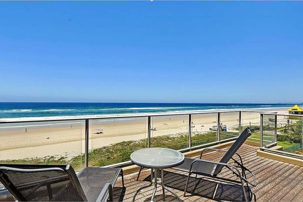 Photo of Patio Balcony in Main Beach