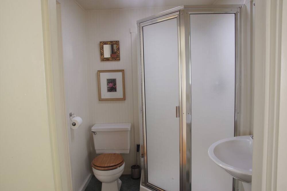 Photo of Bathroom in Conner
