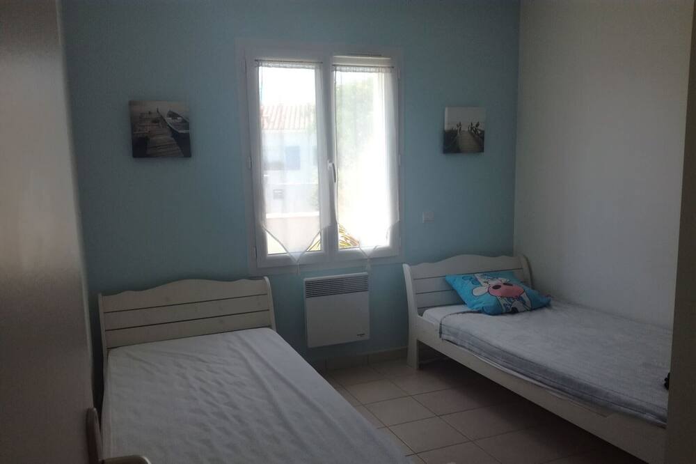 Photo of Bedroom in Saint-Michel-en-l'Herm