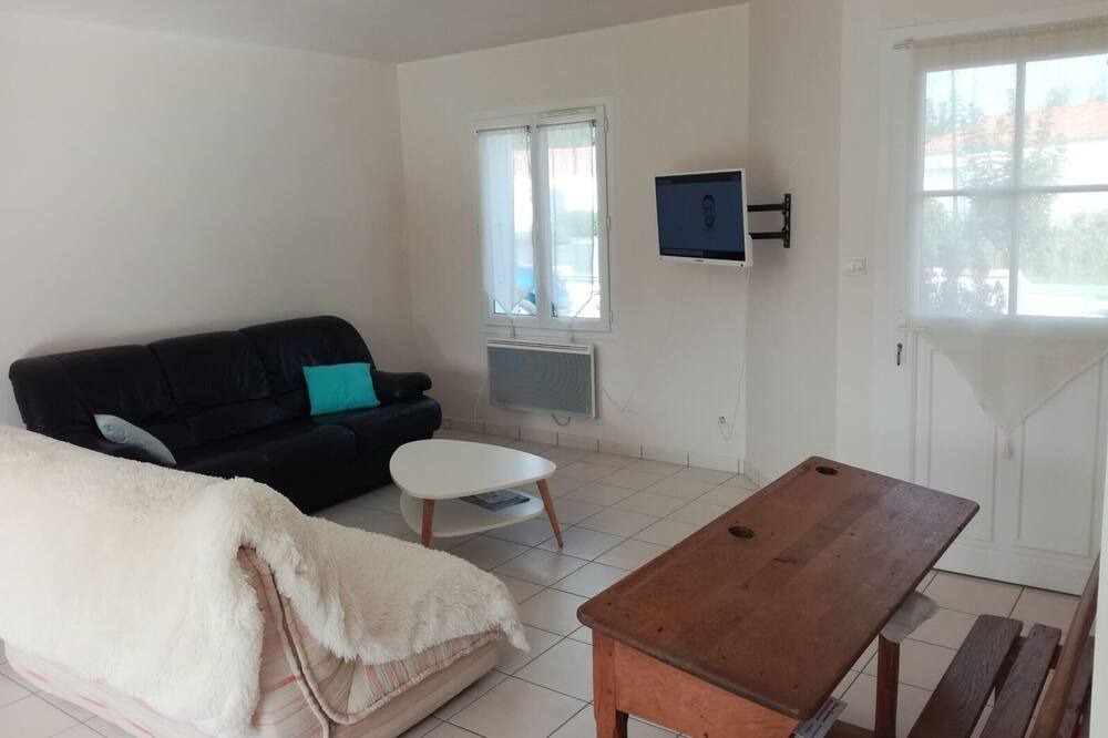 Photo of Livingroom in Saint-Michel-en-l'Herm