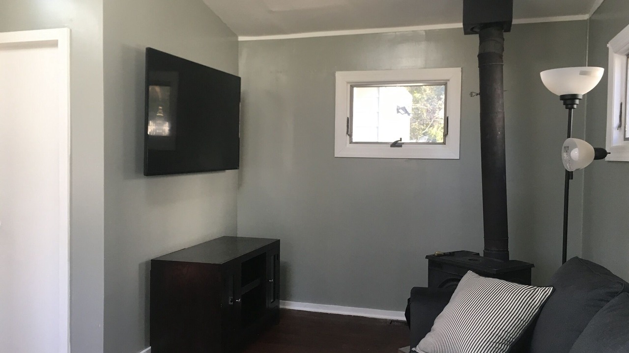 Photo of Livingroom in Baiting Hollow