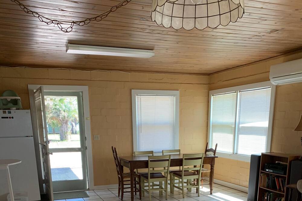 Photo of Livingroom in Alligator Point