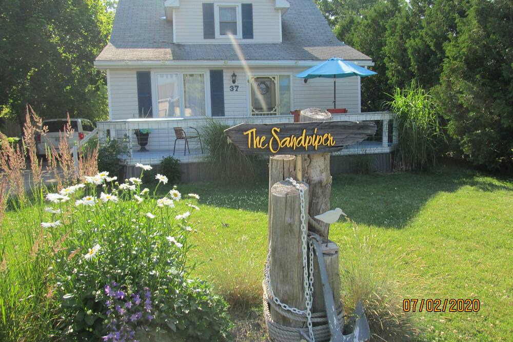 Photo of Others in Grand Bend