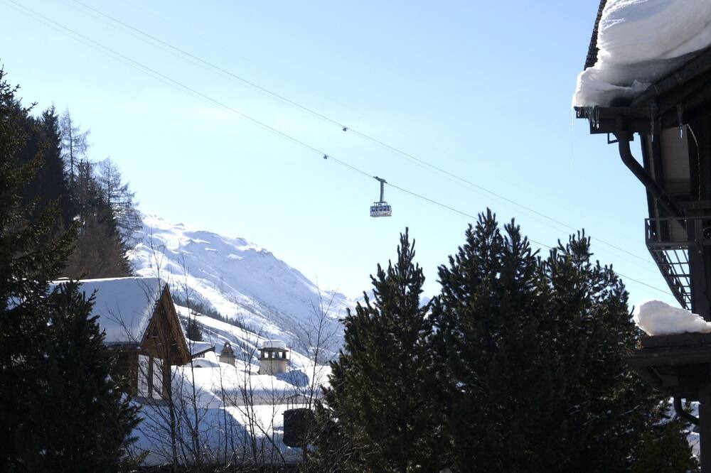 Photo of Patio Balcony in Andermatt