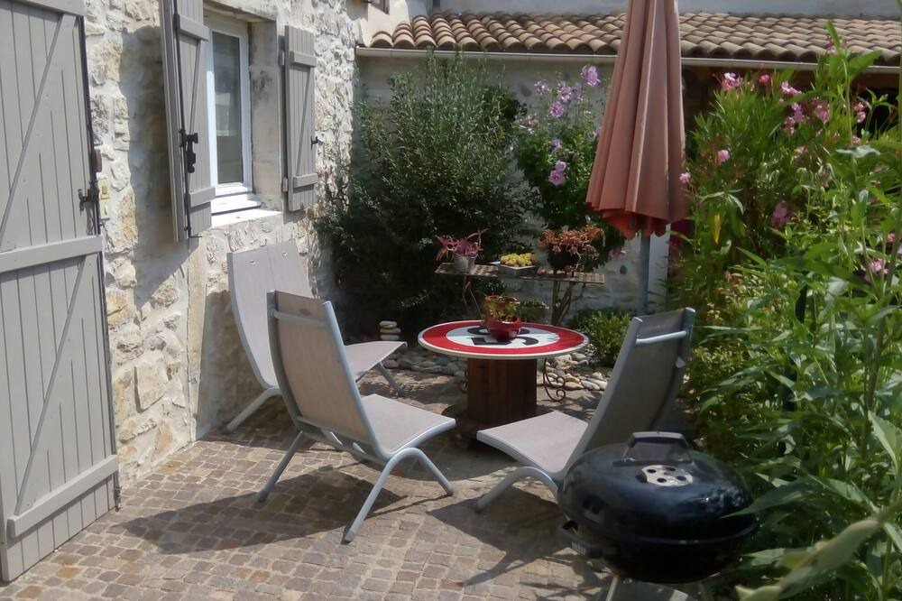 Photo of Patio Balcony in Sauzet