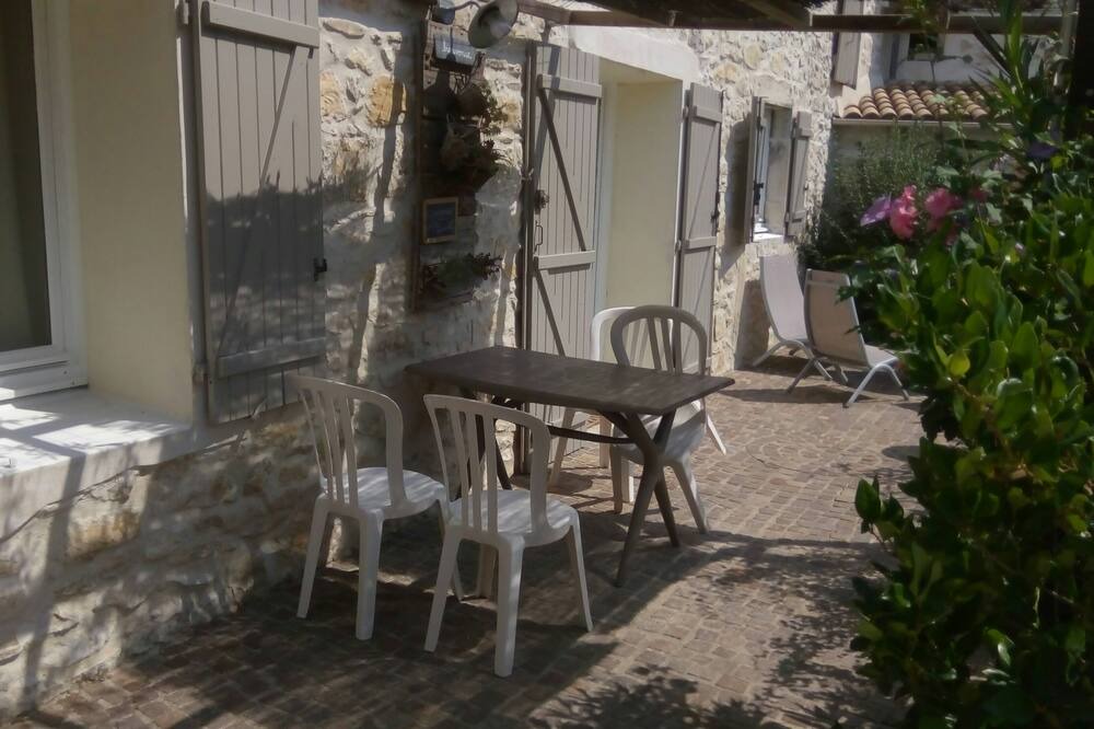 Photo of Patio Balcony in Sauzet