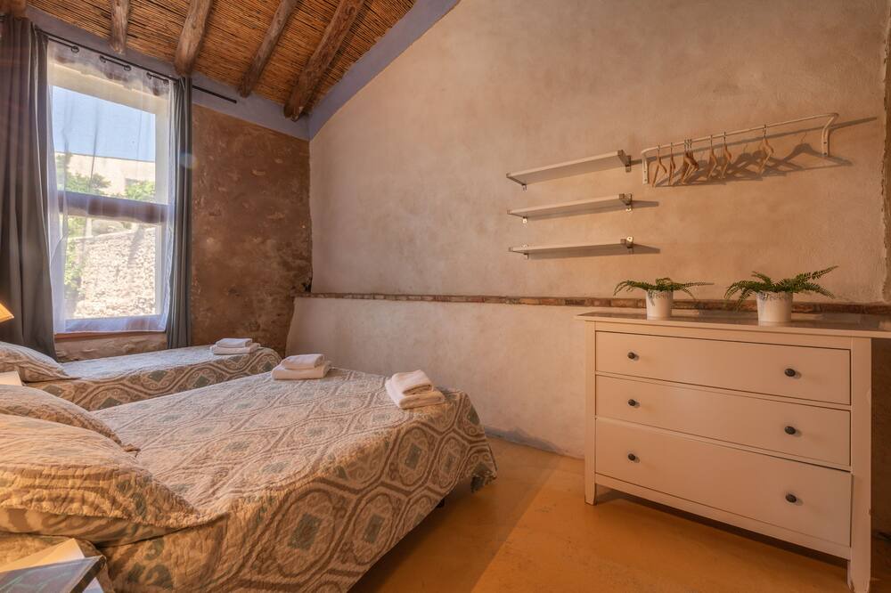 Photo of Bedroom in Sant Esteve de Guialbes