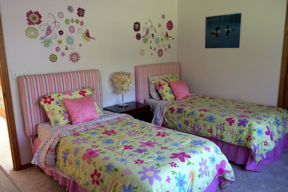 Photo of Bedroom in Chazy