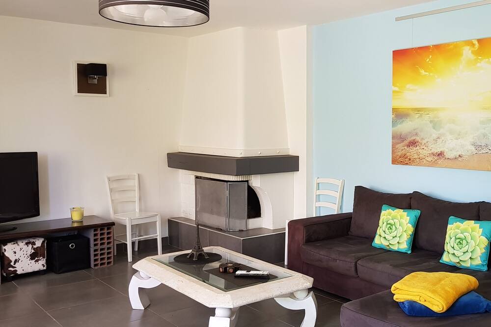 Photo of Livingroom in Montredon-des-Corbieres