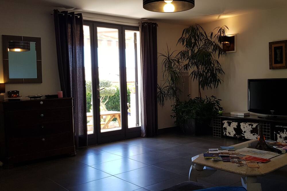Photo of Livingroom in Montredon-des-Corbieres