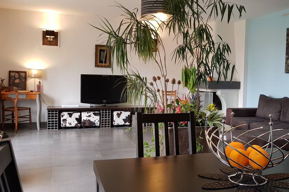 Photo of Livingroom in Montredon-des-Corbieres