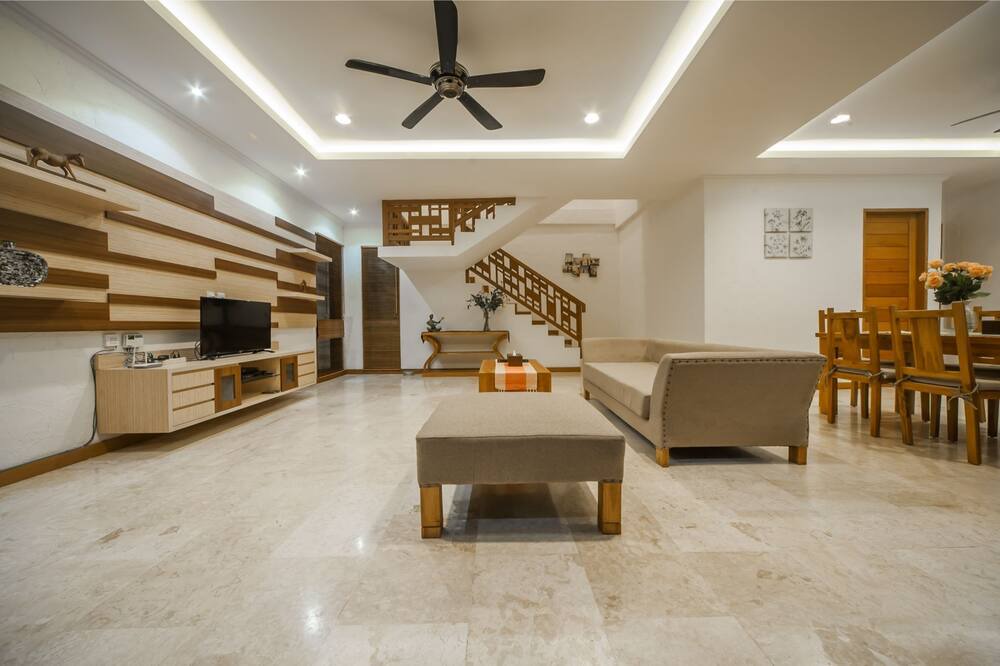 Photo of Livingroom in Nakula