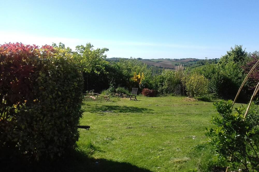 Photo of Outdoor in Marliac