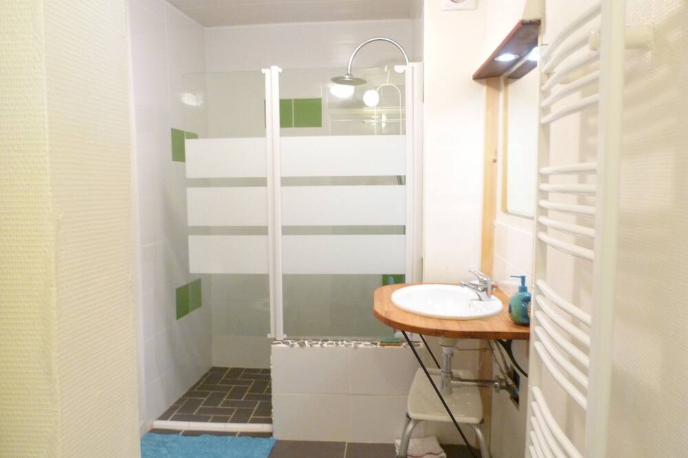 Photo of Bedroom in Marliac