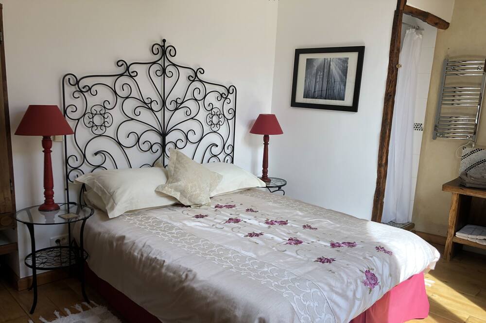 Photo of Bedroom in Lagrasse