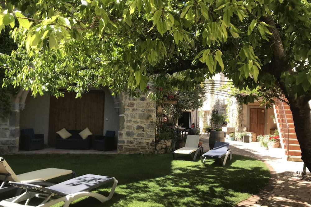 Photo of Outdoor in Lagrasse