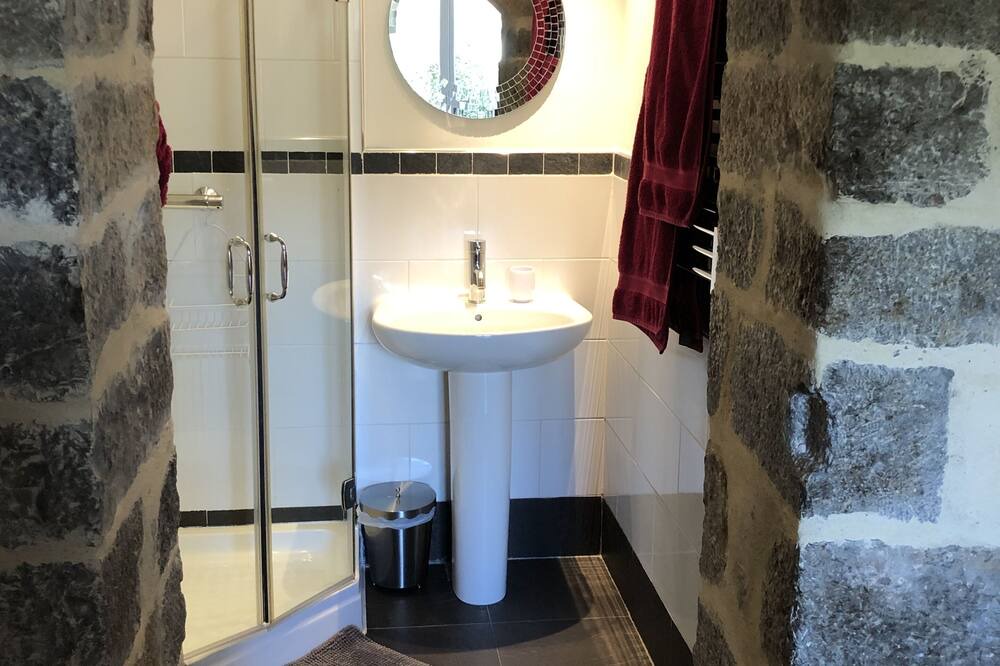 Photo of Bathroom in Lagrasse
