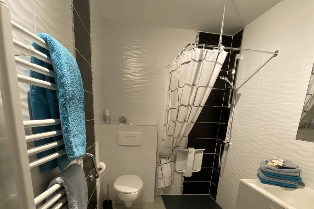 Photo of Bathroom in Le Fenouiller