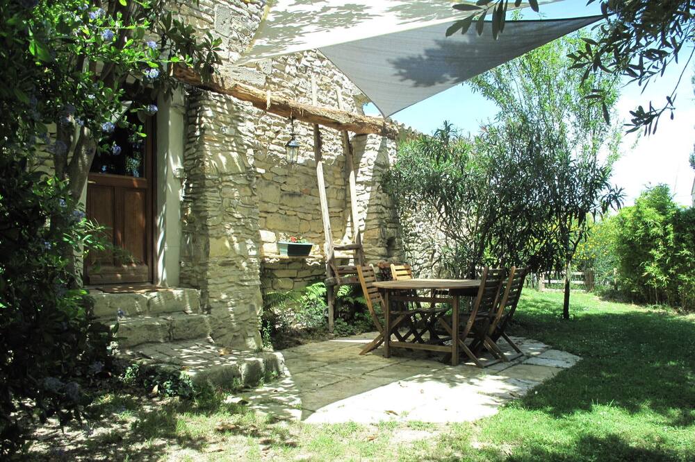 Photo of Outdoor in Calvisson