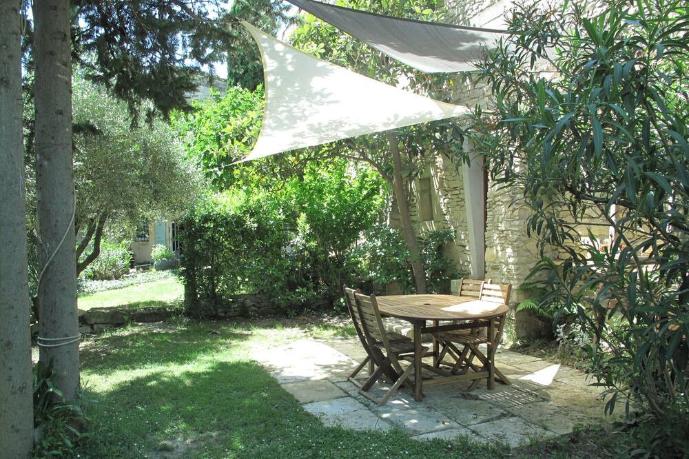 Photo of Outdoor in Calvisson