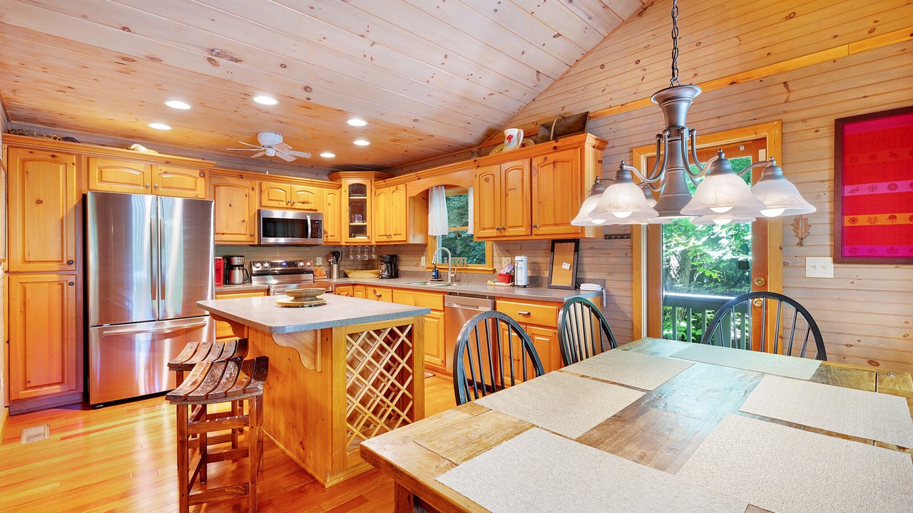Photo of Kitchen in McCaysville