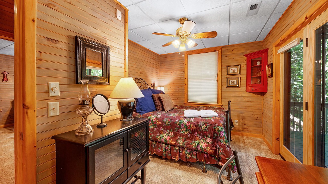 Photo of Livingroom in McCaysville