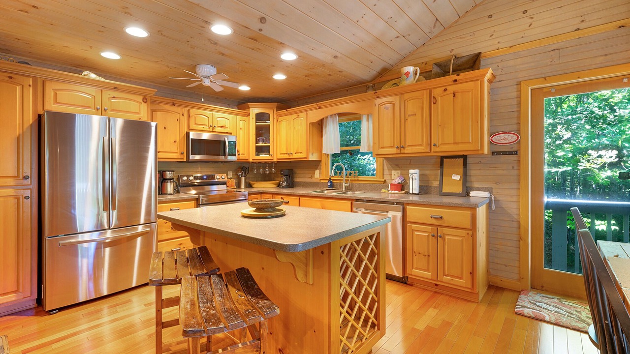 Photo of Kitchen in McCaysville