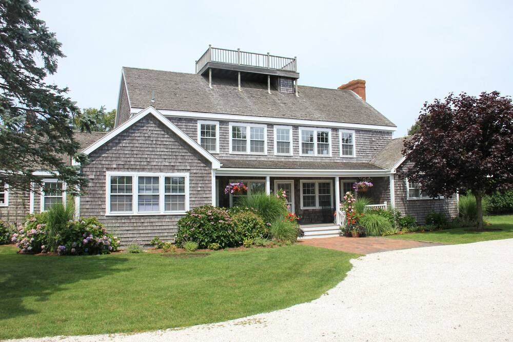 Photo of Outdoor in Brant Point