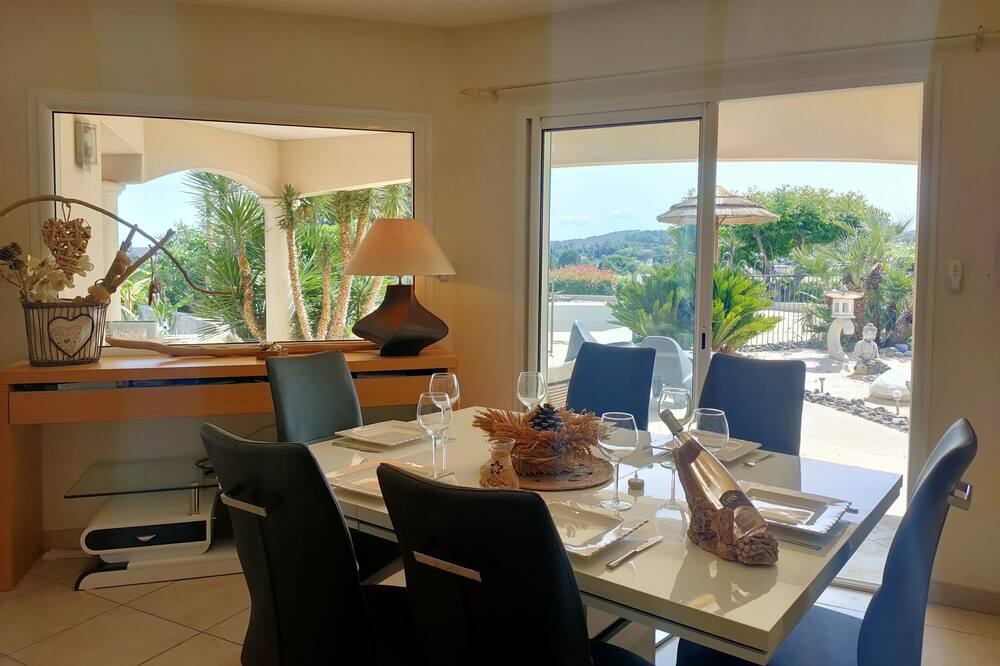 Photo of Kitchen in Pont-Saint-Esprit
