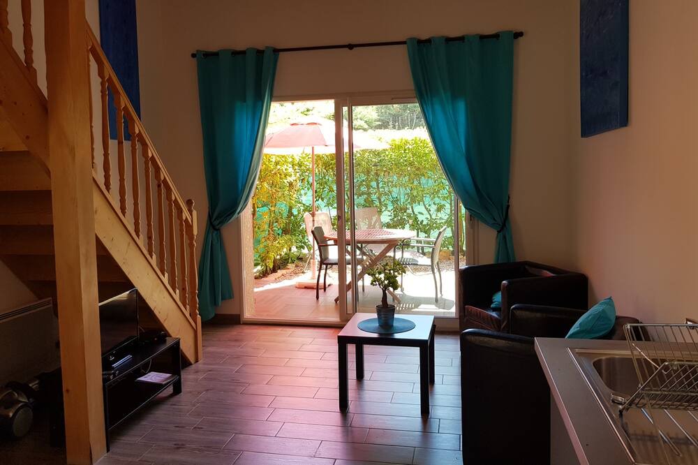 Photo of Livingroom in Montaud