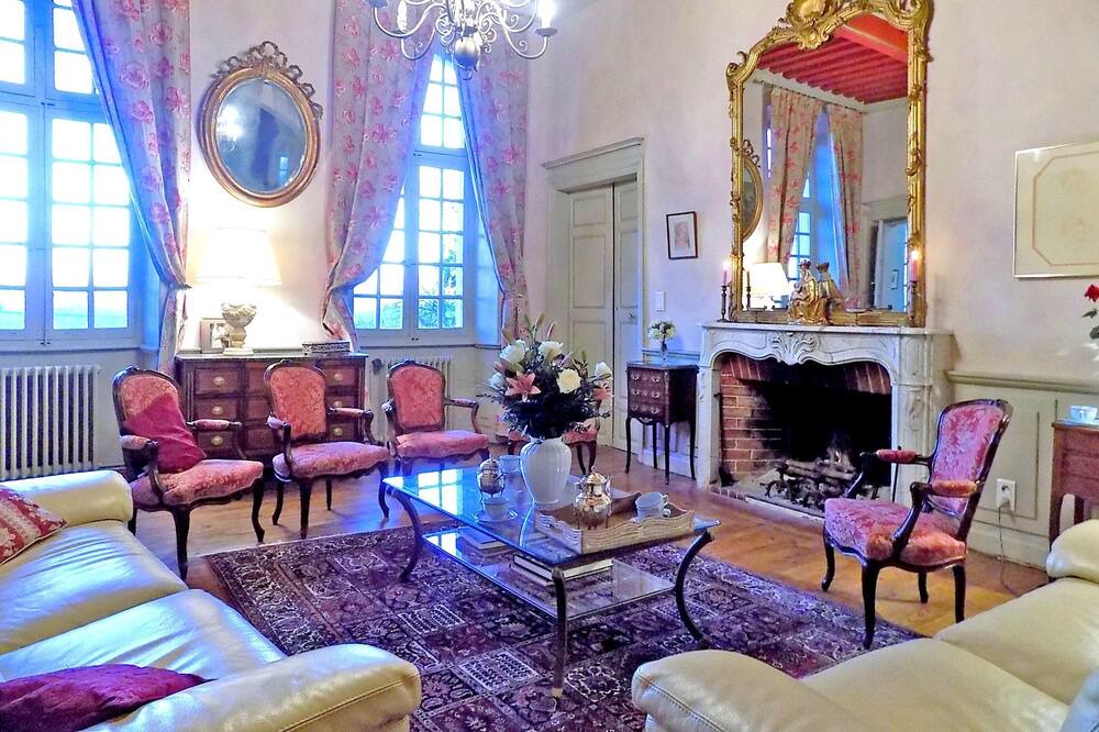 Photo of Livingroom in Castelnaudary