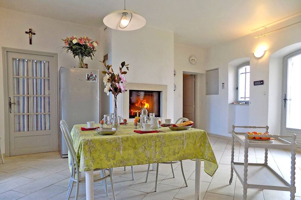 Photo of Kitchen in Castelnaudary