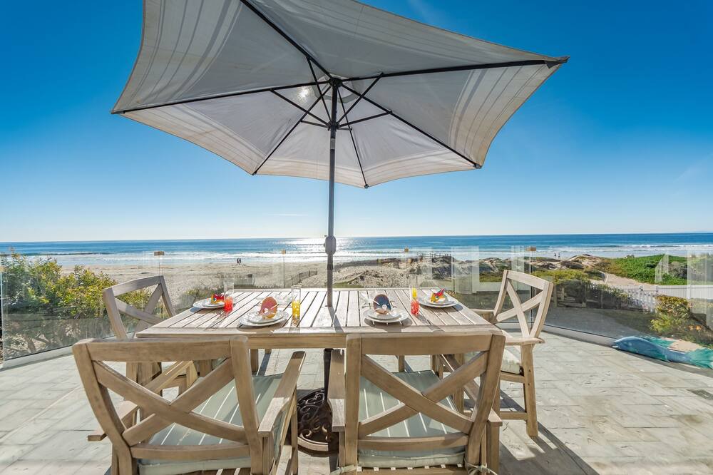 Photo of Patio Balcony in Western Malibu