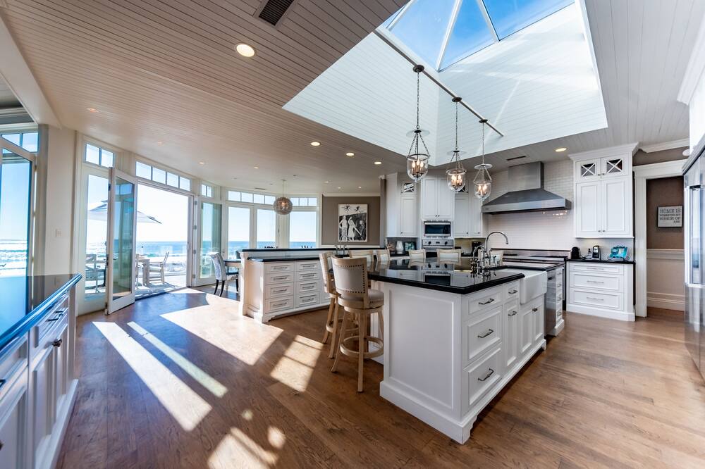 Photo of Kitchen in Western Malibu