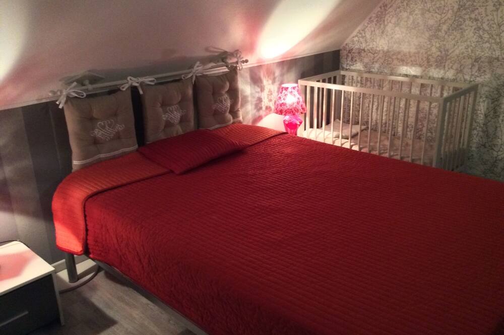 Photo of Bedroom in Cier-de-Luchon