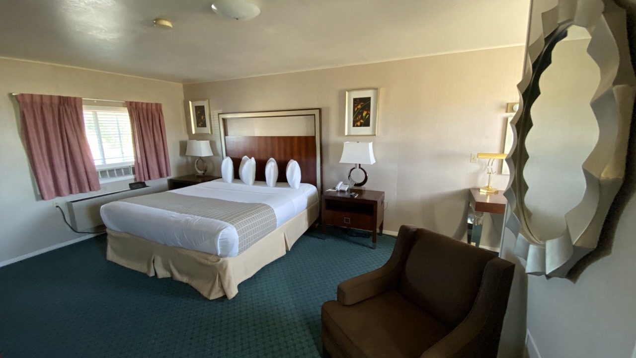 Photo of Bedroom in Raton